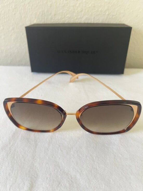 Alexander McQueen AM0151S 003 Sunglasses Women\'s Brown Gradient Italy main image 12